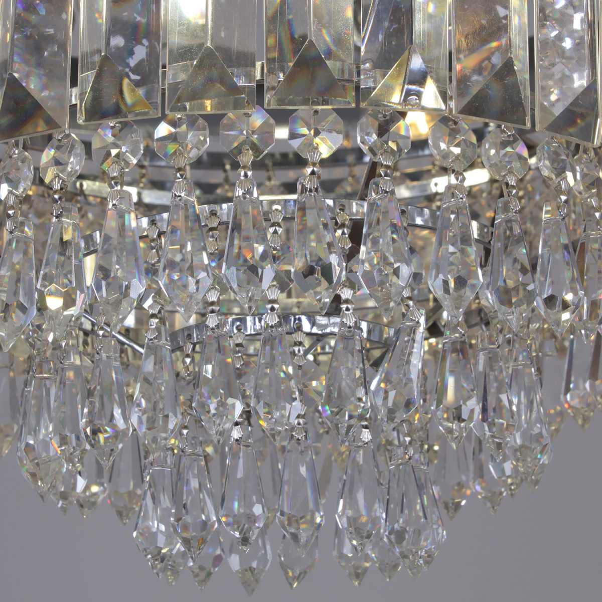 Потолочная люстра Reluce 09370-0.3-400