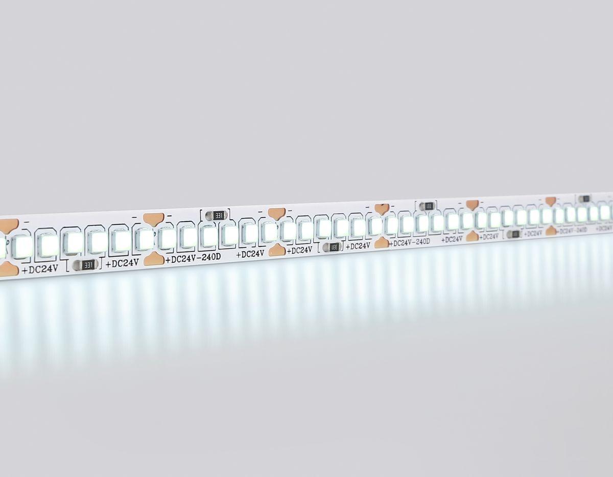 Светодиодная лента Ambrella Light 20W/m 240LED/m 2835SMD холодный белый 5M GS3403