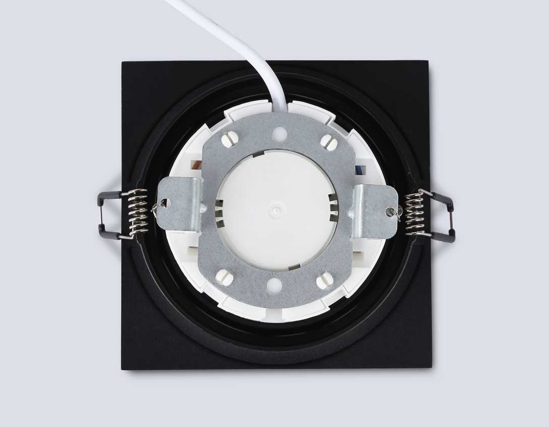 Светильник встраиваемый Ambrella Light TN51825