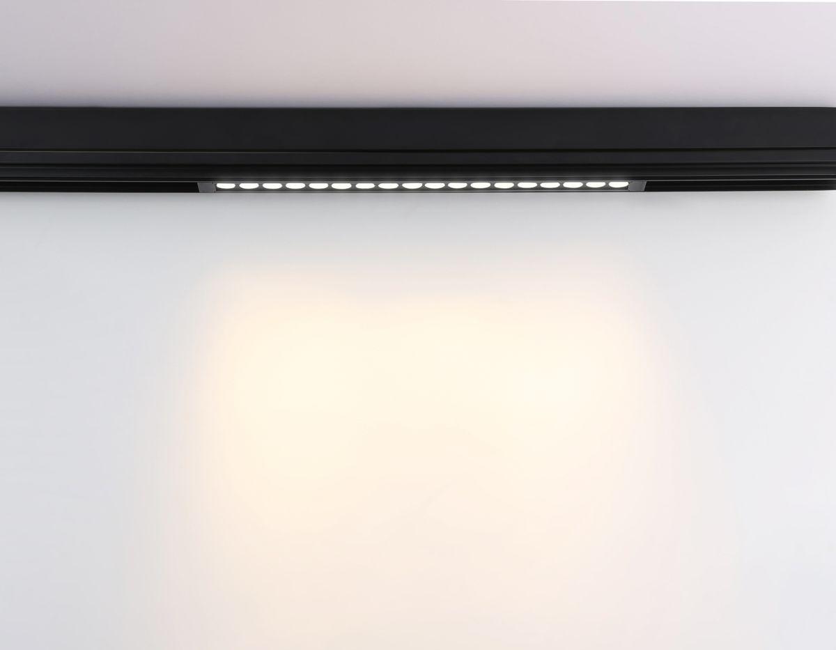 Трековый светодиодный светильник Ambrella Light Track System Magnetic 220V GL1312