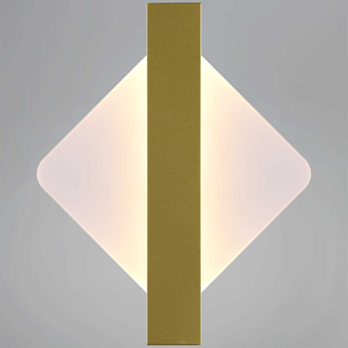 Настенный светильник Reluce 02713-0.2-01 GD