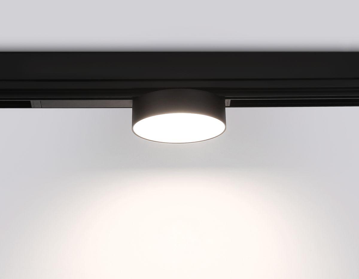 Трековый светодиодный светильник Ambrella Light Track System Magnetic 220V GL1381