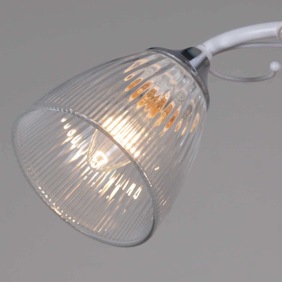 Потолочная люстра Reluce 55560-0.3-03 WH+CR