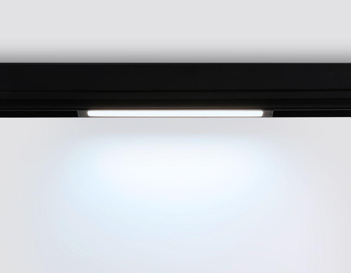 Трековый светодиодный светильник Ambrella Light Track System Magnetic 220V GL1262