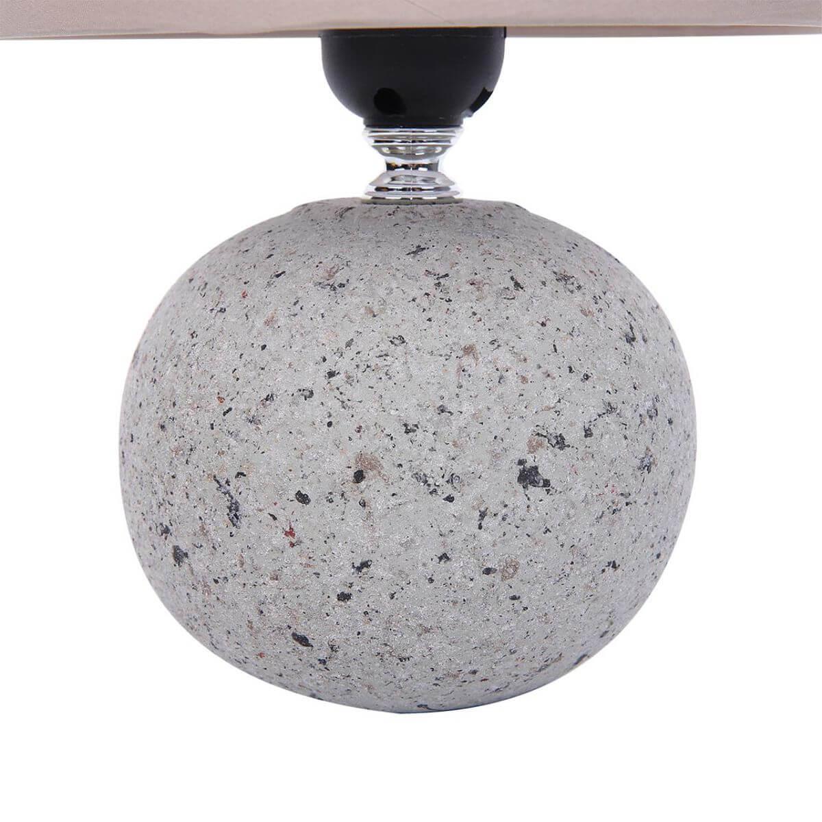 Настольная лампа Lumion Classi Tareka 8215/1T