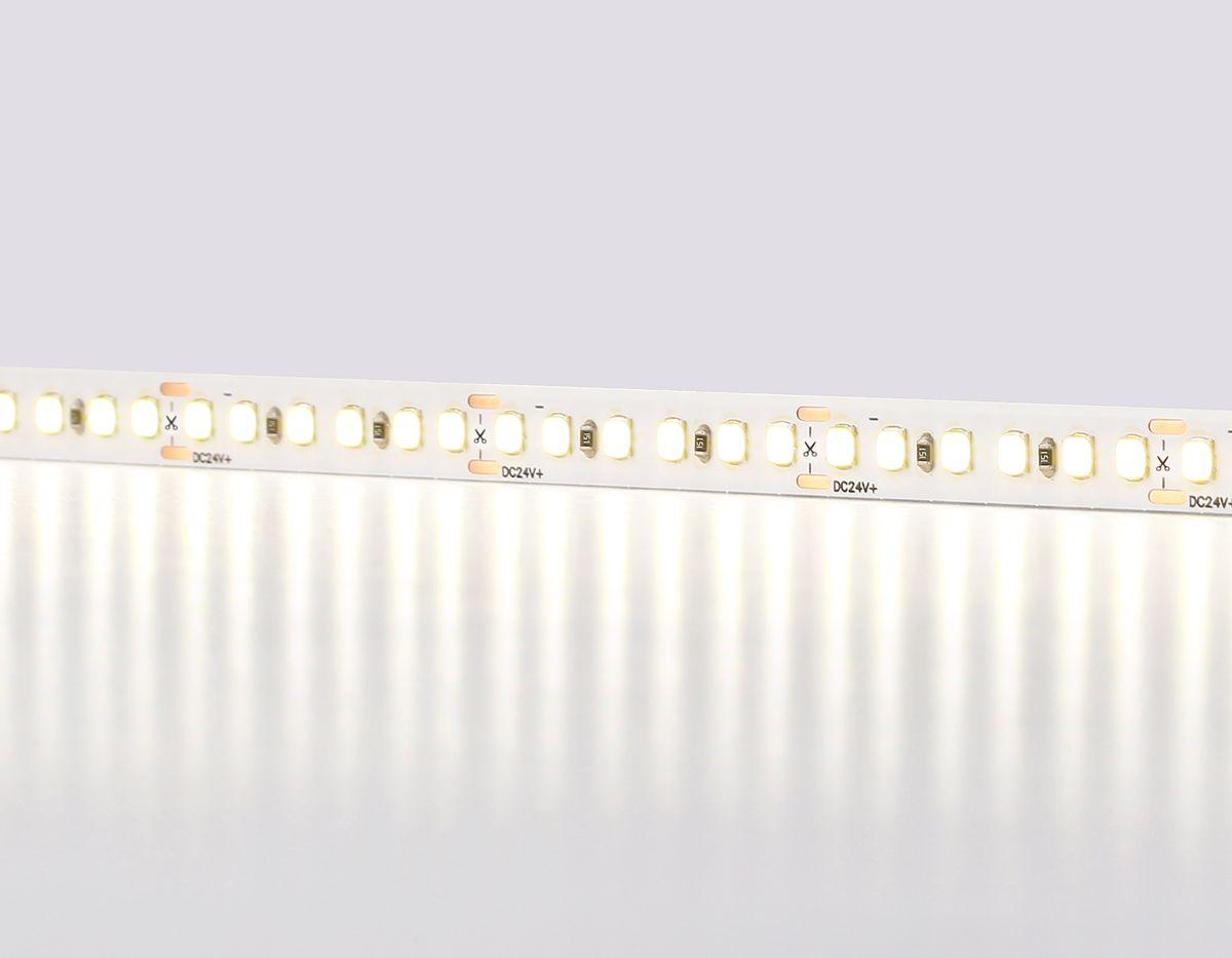 Светодиодная лента Ambrella Light 14,4W/m 180LED/m 2835SMD дневной белый 5M GS3202