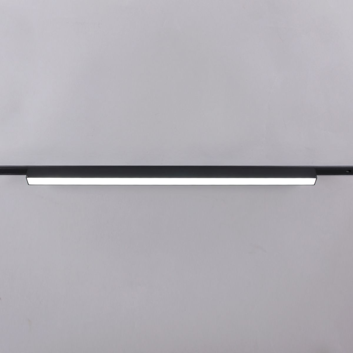 Трековый магнитный светильник Reluce 13003-9.3-001UR magnetic LED20W BK CCT+SMART