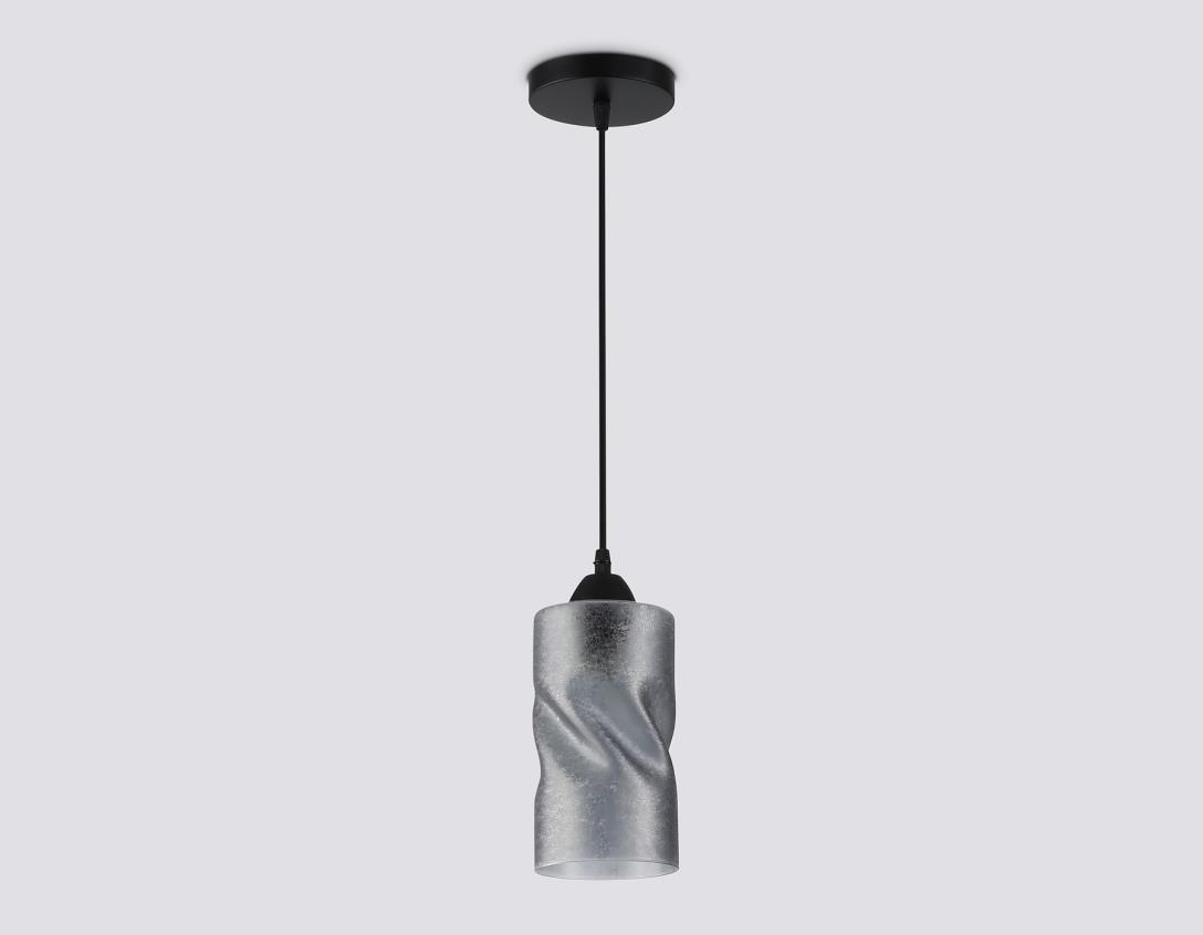 Светильник подвесной со стеклянным плафоном Ambrella light Traditional TR3413
