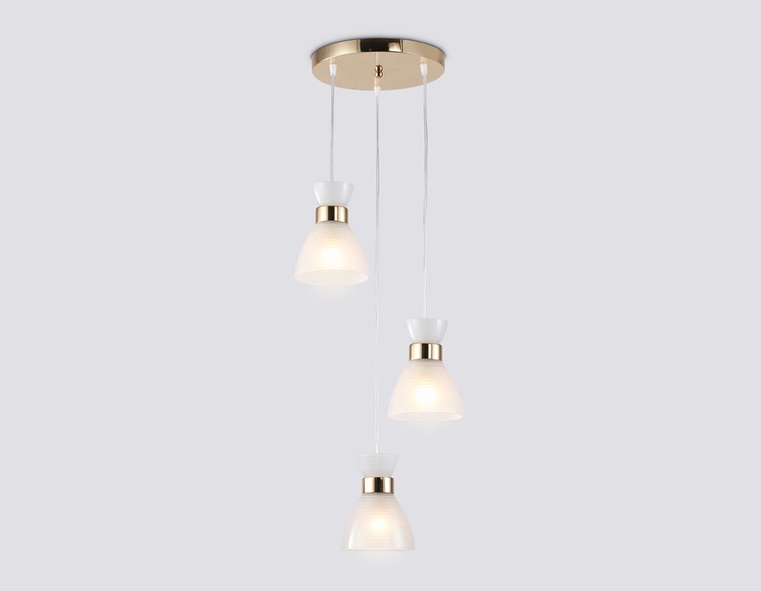 Светильник подвесной со стеклянными плафонами Ambrella light Traditional TR3402