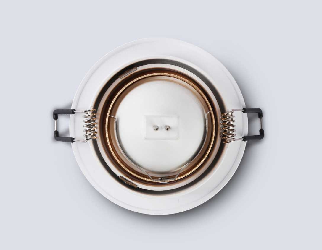 Светильник встраиваемый Ambrella Light TN102823