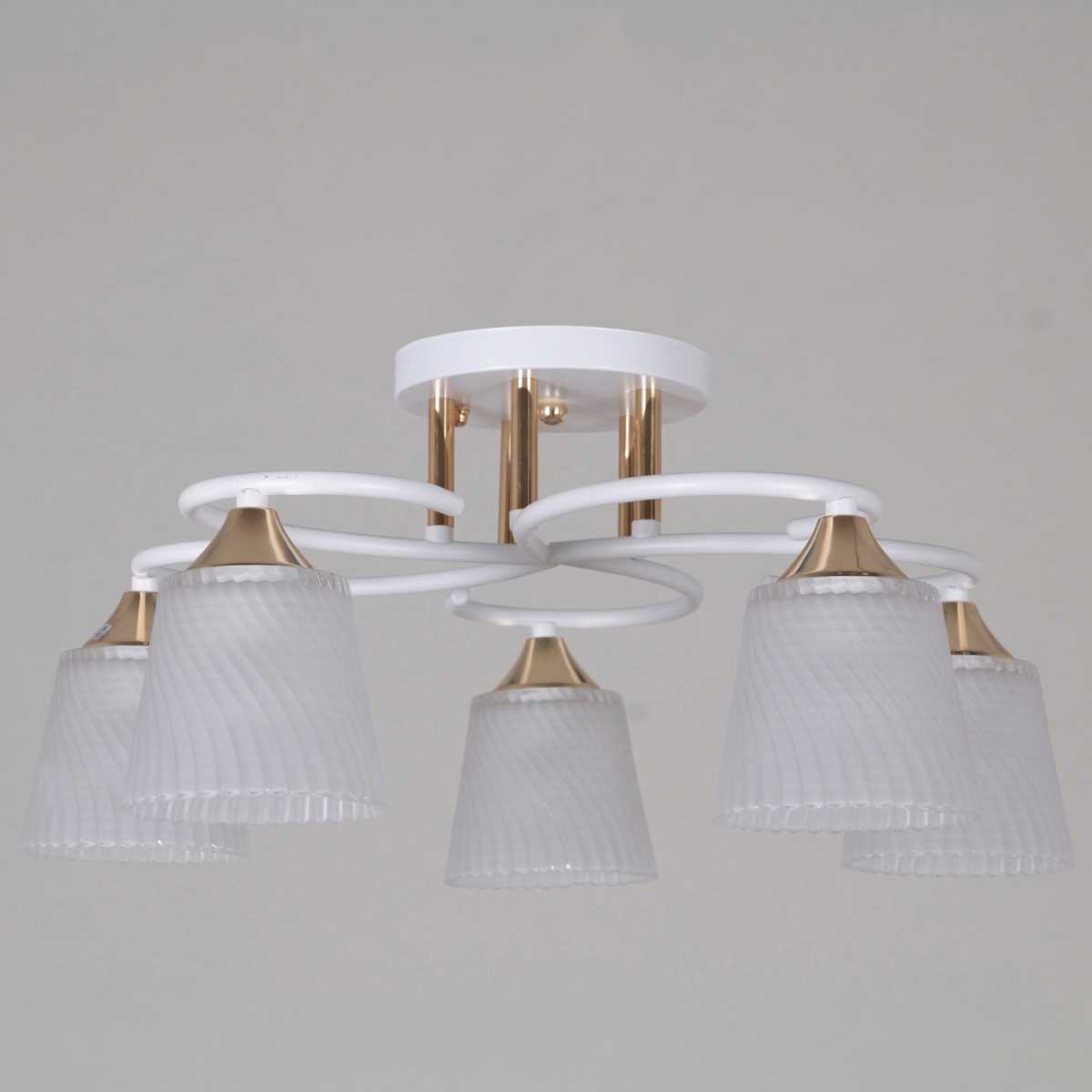 Потолочная люстра Reluce 06360-0.3-05 WH+FG