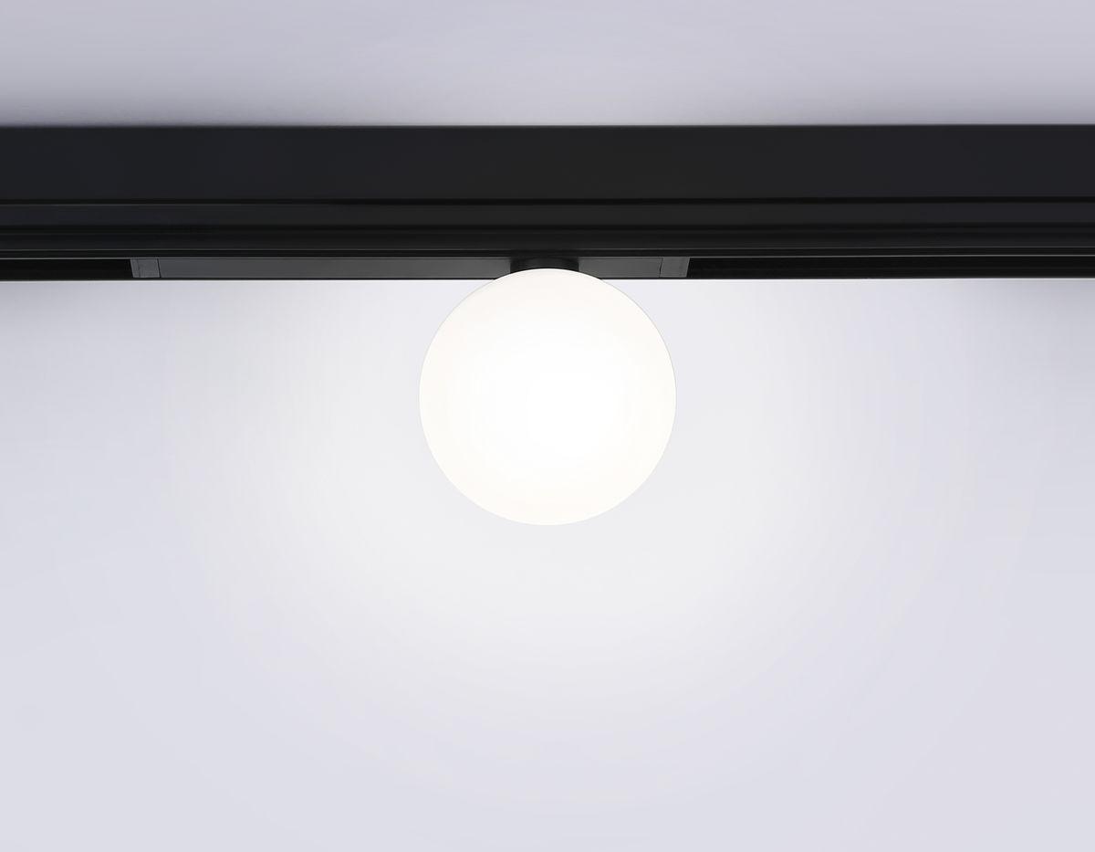 Трековый светодиодный светильник Ambrella Light Track System Magnetic 220V GL1371