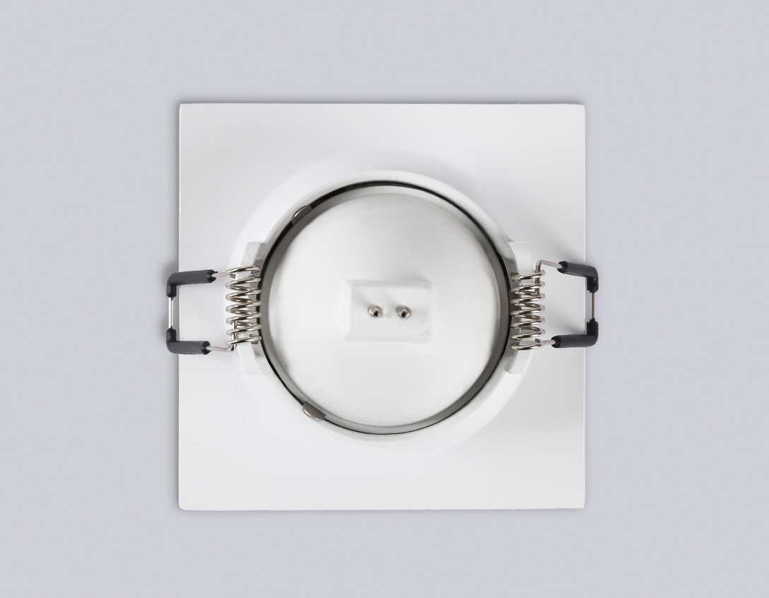 Светильник встраиваемый Ambrella Light TN102811