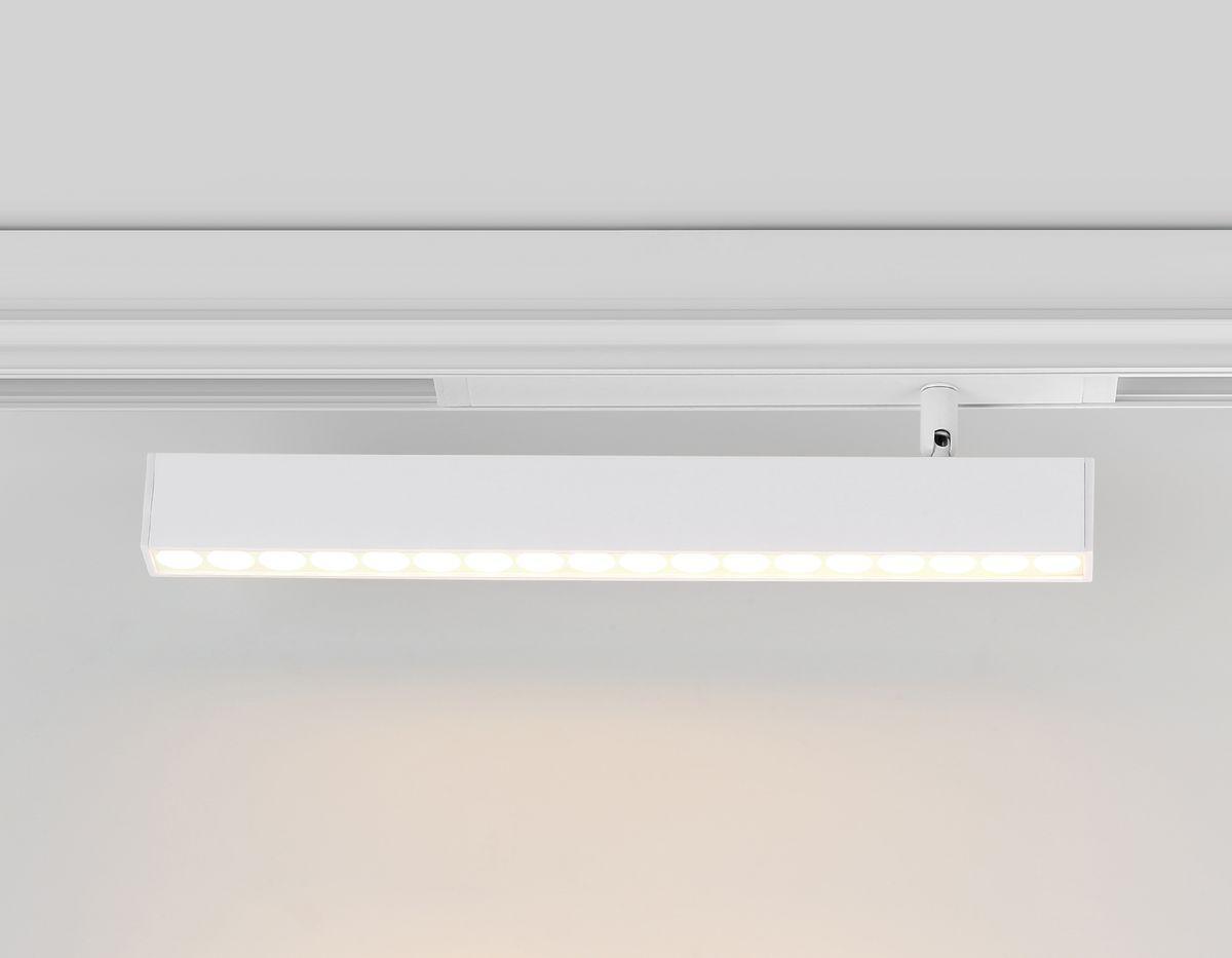 Трековый светодиодный светильник Ambrella Light Track System Magnetic 220V GL1351