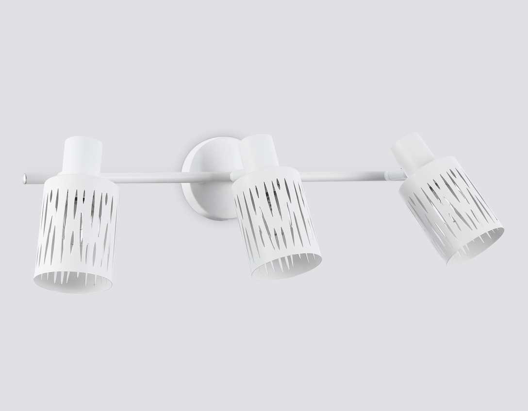 Настенно-потолочный спот Ambrella light TRADITIONAL TR8665