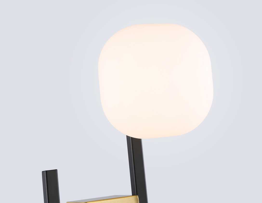 Настенный светильник со сменной лампой Ambrella light High Light LH51019