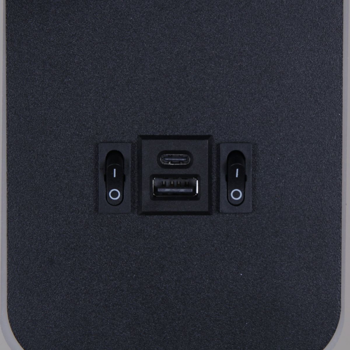 Настенный светодиодный светильник Reluce 86204-9.2-001KT LED12W+USB BK