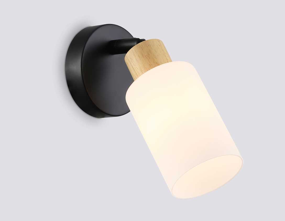 Настенно-потолочный спот Ambrella light TRADITIONAL TR8720