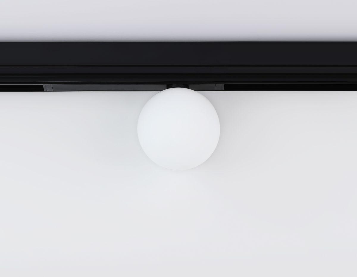 Трековый светодиодный светильник Ambrella Light Track System Magnetic 220V GL1371