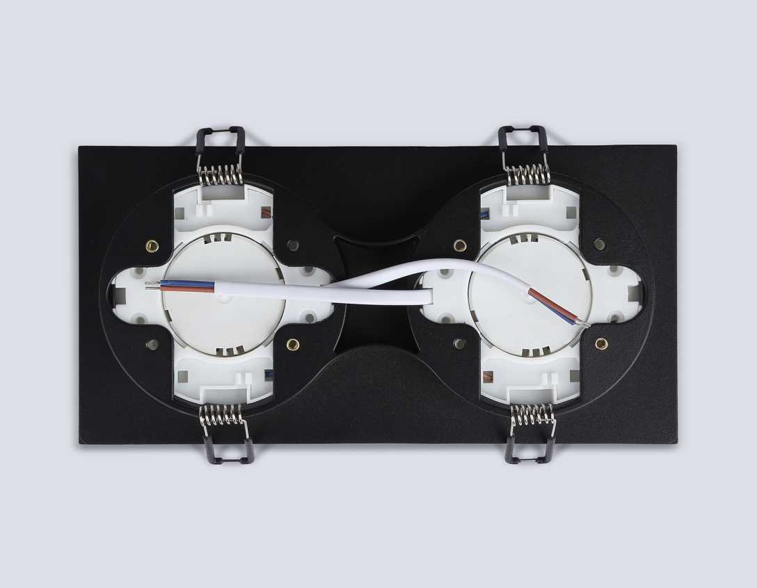 Светильник встраиваемый Ambrella Light TN6712