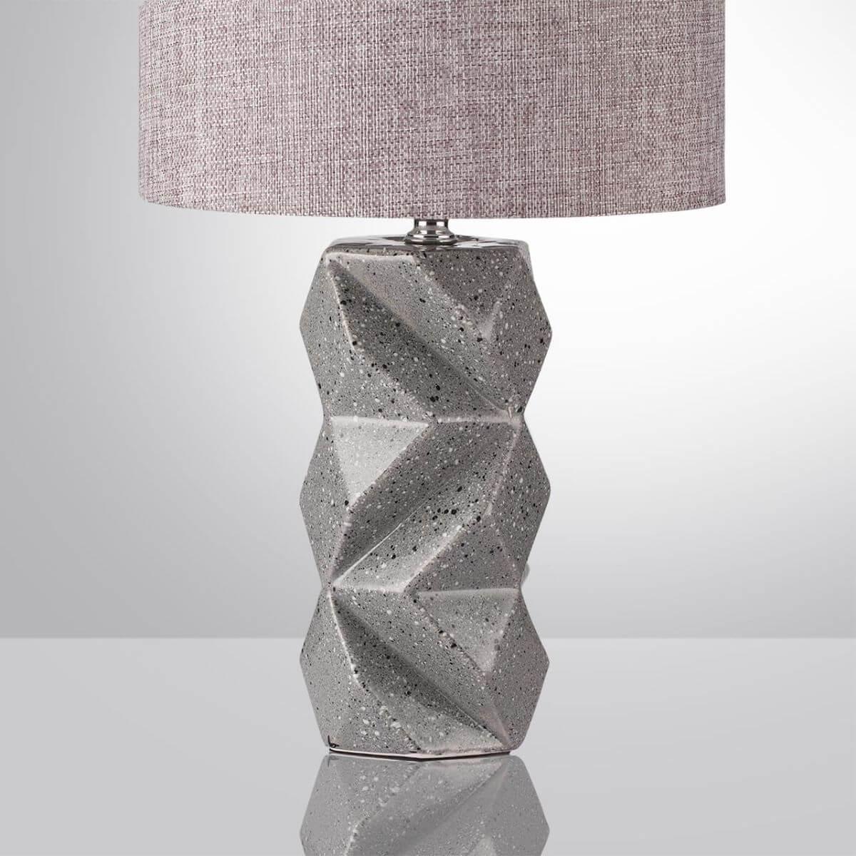 Настольная лампа Lumion Moderni Beina 8136/1T