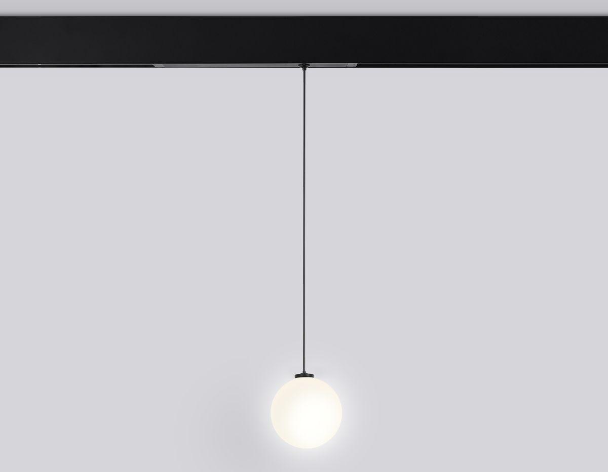 Трековый светодиодный светильник Ambrella Light Track System Magnetic 220V GL1442
