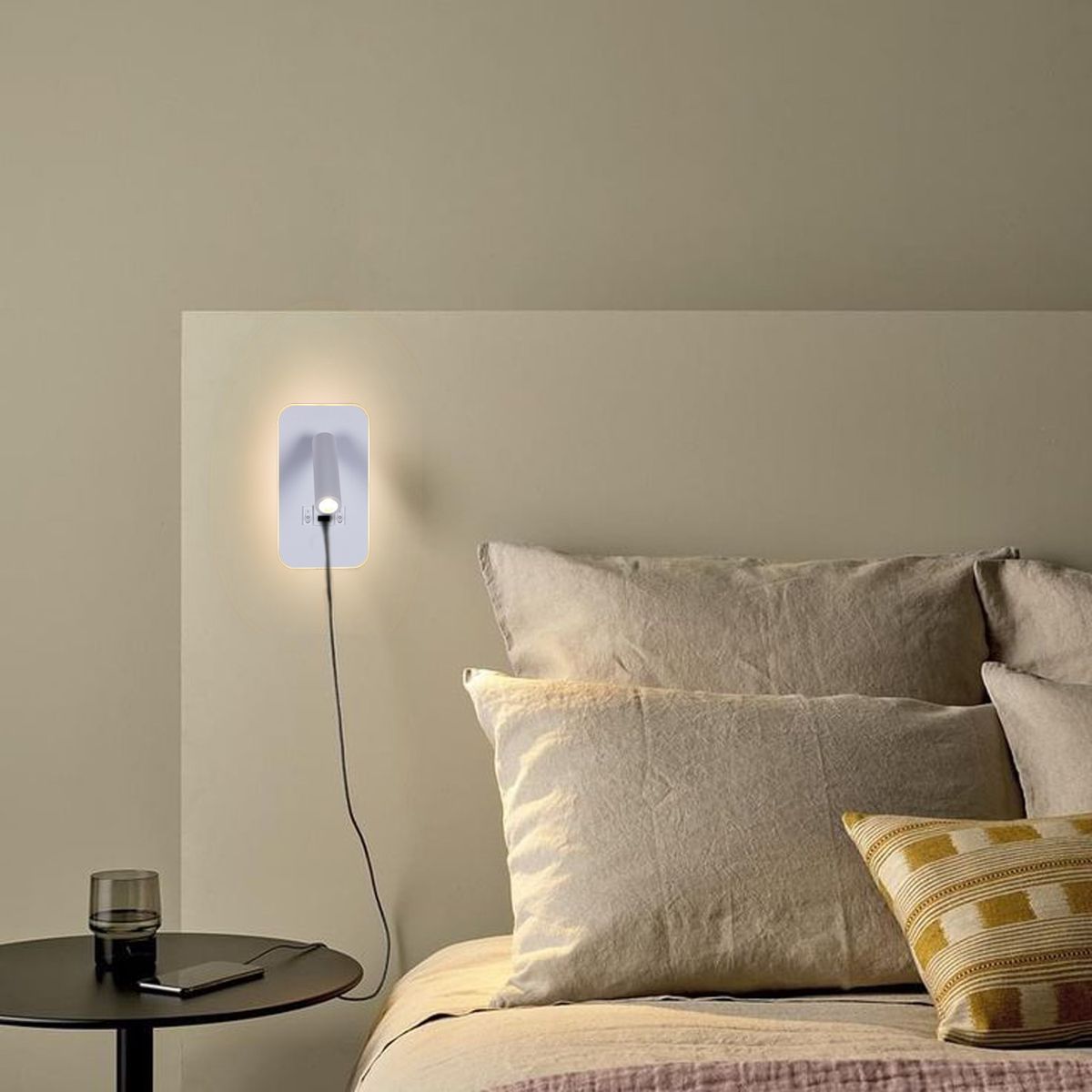 Настенный светодиодный светильник Reluce 86204-9.2-001KT LED12W+USB WT