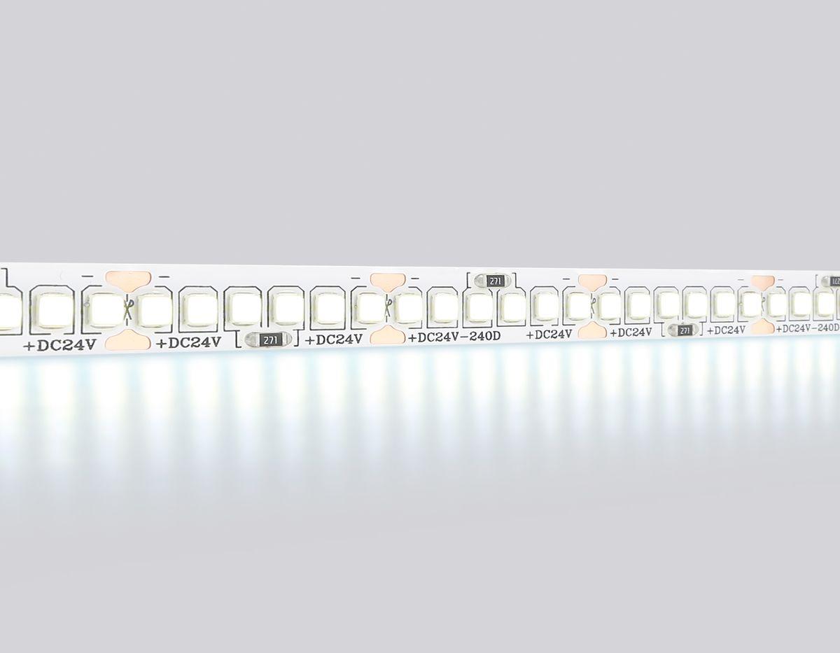 Светодиодная лента Ambrella Light 22W/m 240LED/m 2835SMD холодный белый 5M GS3503
