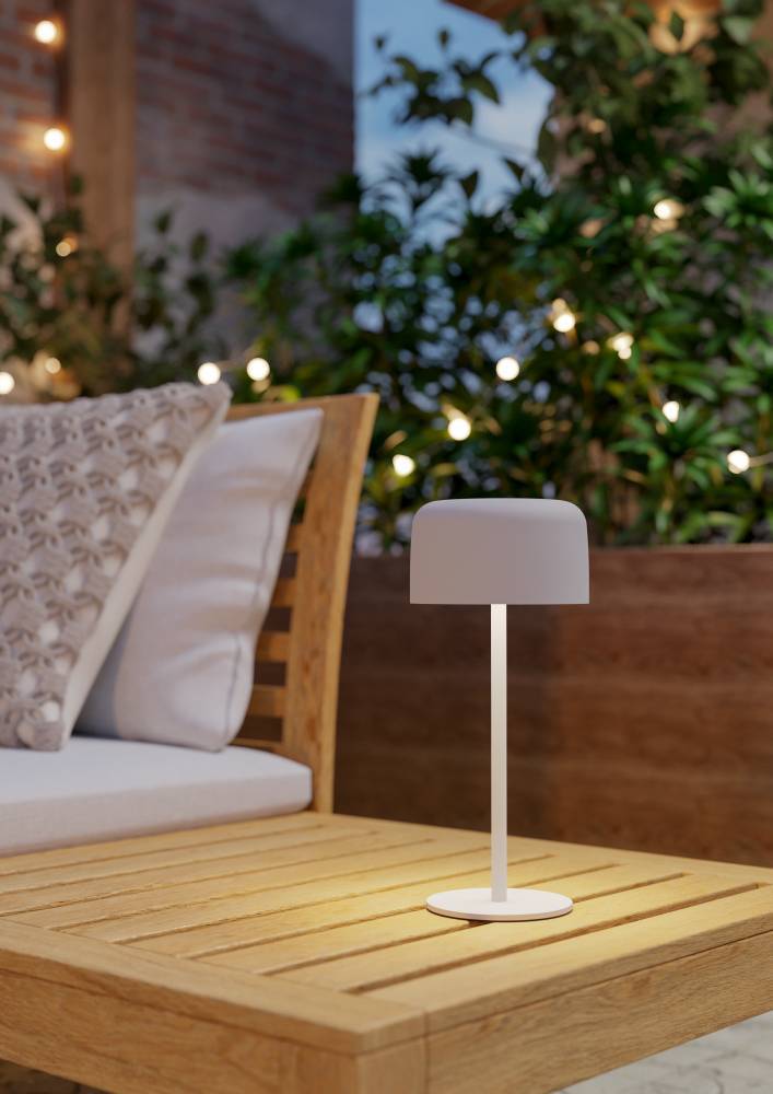 Уличная настольная лампа на солнечной батарее Eglo Roccanova 901892